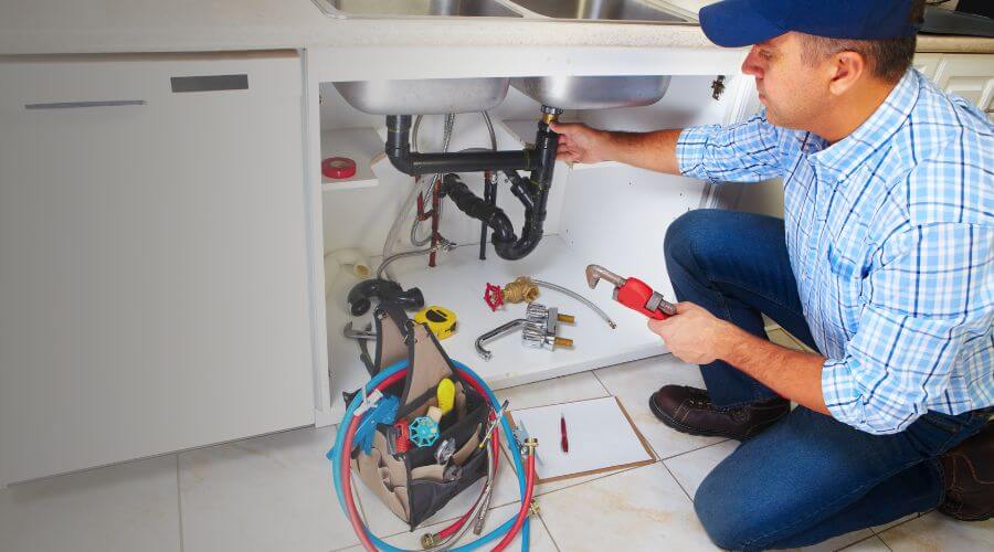 Professional Tankless Water Heater Installation in Wickett, TX
